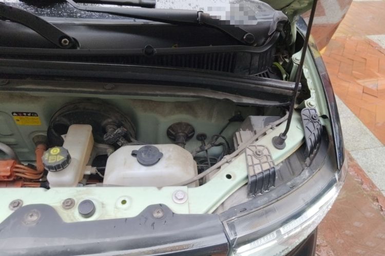 Used Wuling Hongguang MINIEV 2021 Macaron Premium Model – Lithium-NMC Engine Bay Left