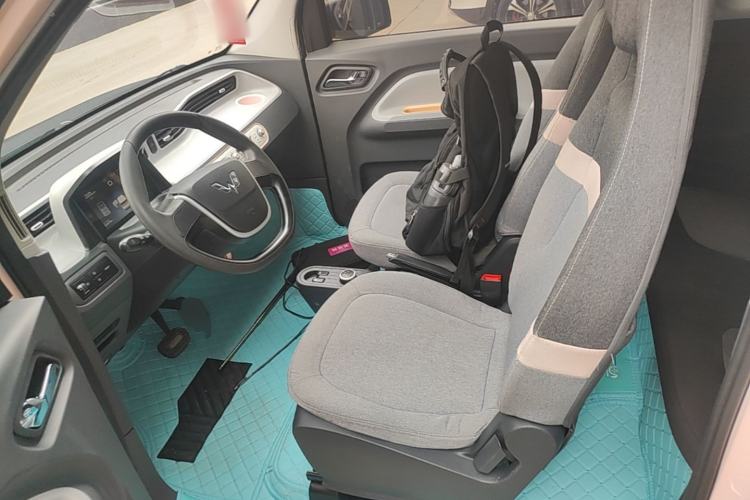 Used Wuling Hongguang MINIEV 2021 Macaron Premium Model – Lithium Iron Phosphate Left Front Seat