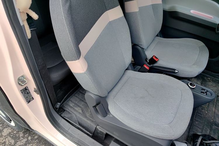 Used Wuling Hongguang MINIEV 2021 Macaron Premium Model – Lithium Iron Phosphate Right Front Seat