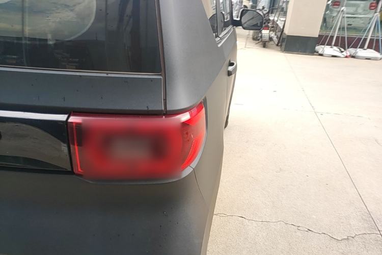 Used Wuling Hongguang MINIEV 2021 Macaron Premium Model – Lithium Iron Phosphate Right Rear Taillight
