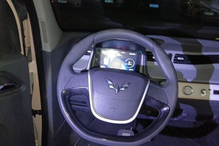 Used Wuling Hongguang MINIEV 2021 Macaron Premium Model – Lithium Iron Phosphate Steering Wheel