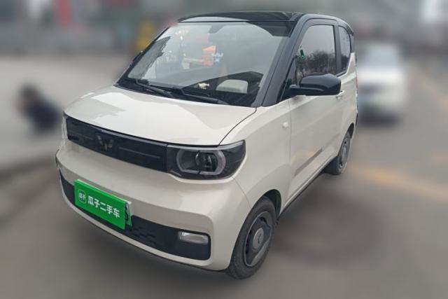Used Wuling Hongguang MINIEV 2021 Macaron Sandwich Model 120 km Lithium NMC