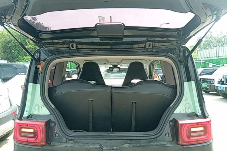 Used Wuling Hongguang MINIEV 2021 Macaron Premium Model – Lithium-NMC Trunk