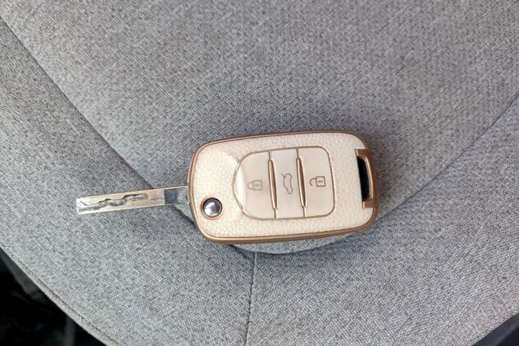 Used Wuling Hongguang MINIEV 2021 Macaron Premium Model – Lithium Iron Phosphate Vehicle Key
