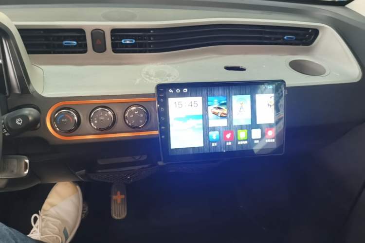 Used Wuling Hongguang MINIEV 2021 Macaron Fashion Model Lithium Iron Phosphate Audio And AC Panel