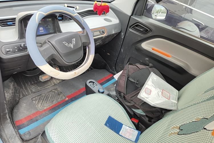 Used Wuling Hongguang MINIEV 2021 Macaron Premium Model – Lithium Iron Phosphate Center Console