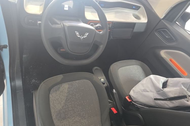 Used Wuling Hongguang MINIEV 2021 Macaron Premium Model – Lithium Iron Phosphate Center Console