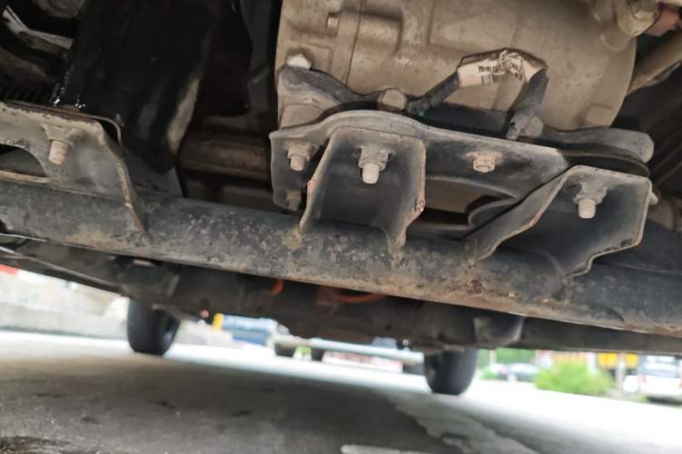Used Wuling Hongguang MINIEV 2021 Macaron Premium Model – Lithium Iron Phosphate Chassis Front