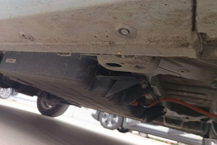 Used Wuling Hongguang MINIEV 2021 Macaron Fashion Model Lithium Iron Phosphate Chassis Front Right