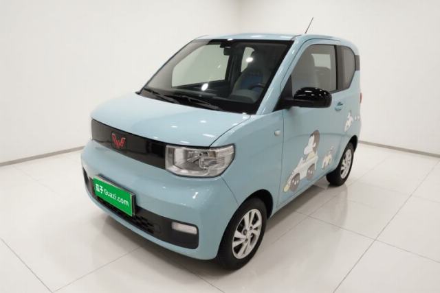Ojetý Wuling Hongguang MINIEV 2021 Macaron Premium Model – Lithium Iron Phosphate