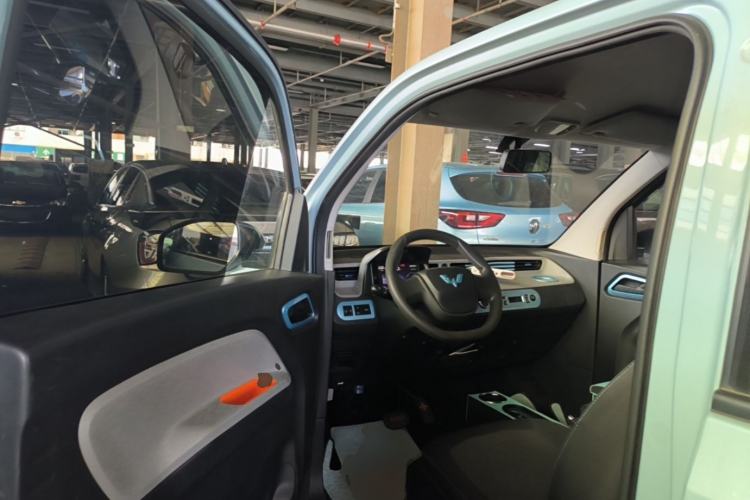 Used Wuling Hongguang MINIEV 2021 Macaron Premium Model – Lithium Iron Phosphate Driver Seat