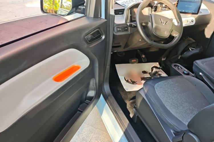 Used Wuling Hongguang MINIEV 2021 Macaron Premium Model – Lithium Iron Phosphate Driver Seat