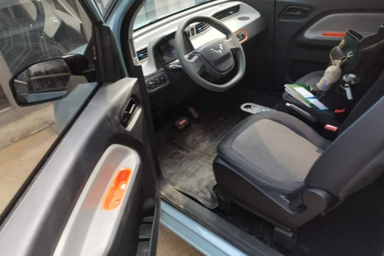 Used Wuling Hongguang MINIEV 2021 Macaron Premium Model – Lithium Iron Phosphate Driver Seat