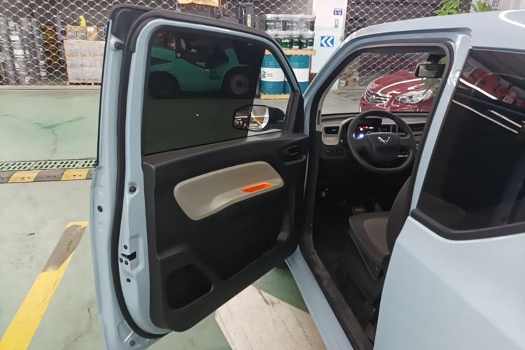 Used Wuling Hongguang MINIEV 2021 Macaron Premium Model – Lithium Iron Phosphate Driver Seat