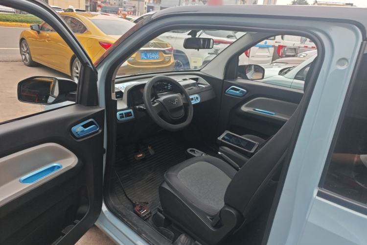 Used Wuling Hongguang MINIEV 2021 Macaron Premium Model – Lithium Iron Phosphate Driver Seat
