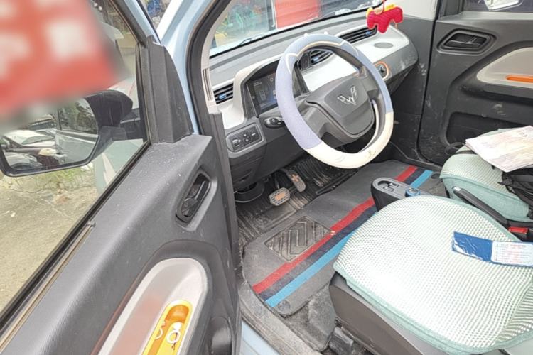 Used Wuling Hongguang MINIEV 2021 Macaron Premium Model – Lithium Iron Phosphate Driver Seat