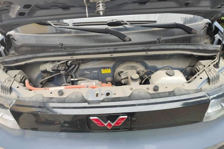 Used Wuling Hongguang MINIEV 2021 Macaron Premium Model – Lithium Iron Phosphate Engine Bay