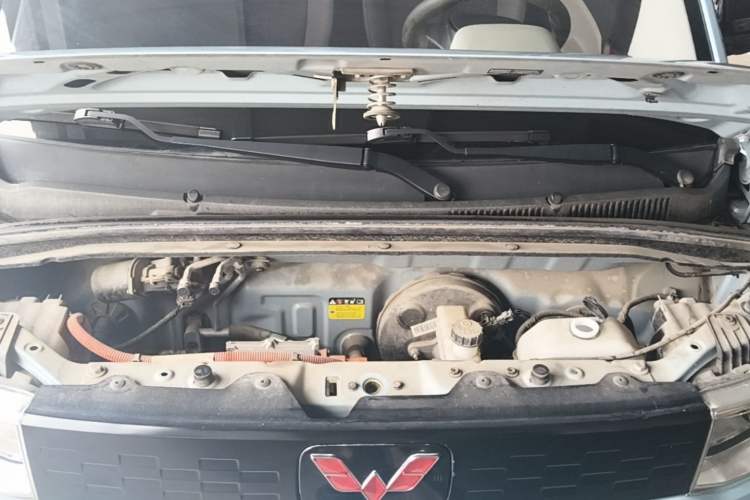 Used Wuling Hongguang MINIEV 2021 Macaron Premium Model – Lithium Iron Phosphate Engine Bay