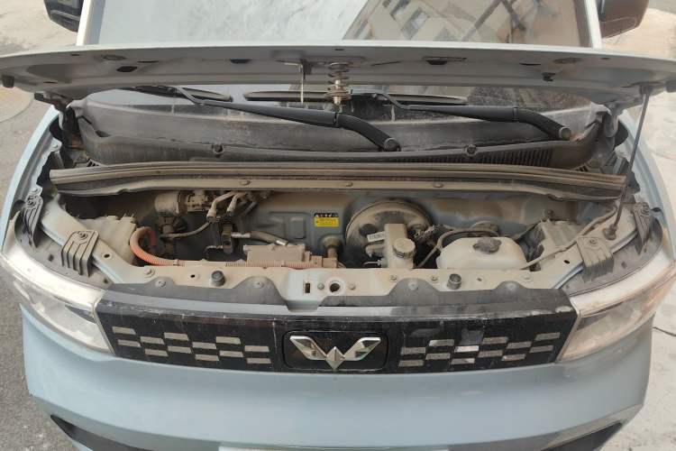 Used Wuling Hongguang MINIEV 2021 Macaron Fashion Edition Lithium-Ion Battery Engine Bay