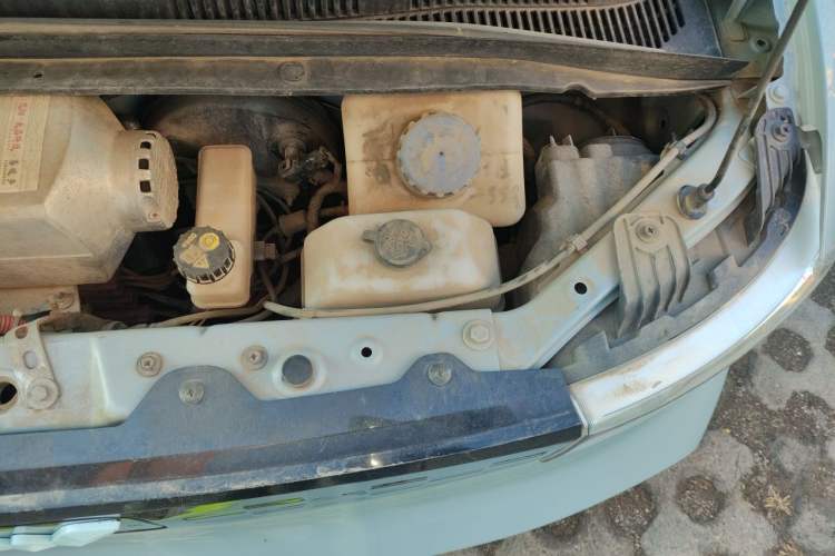 Used Wuling Hongguang MINIEV 2021 Macaron Premium Model – Lithium Iron Phosphate Engine Bay Left