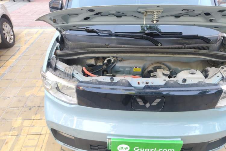 Used Wuling Hongguang MINIEV 2021 Macaron Premium Model – Lithium-NMC Engine Bay Right