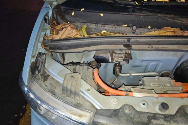 Used Wuling Hongguang MINIEV 2021 Macaron Fashion Model Lithium Iron Phosphate Engine Bay Right