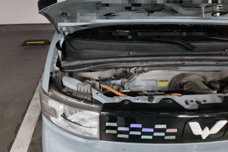 Used Wuling Hongguang MINIEV 2021 Macaron Premium Model – Lithium Iron Phosphate Engine Bay Right