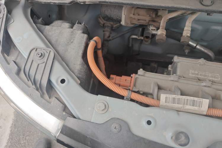 Used Wuling Hongguang MINIEV 2021 Macaron Fashion Model Lithium Iron Phosphate Engine Bay Right