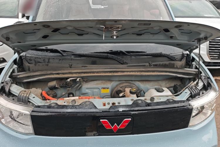 Used Wuling Hongguang MINIEV 2021 Macaron Fashion Edition Lithium-Ion Battery Engine Bay