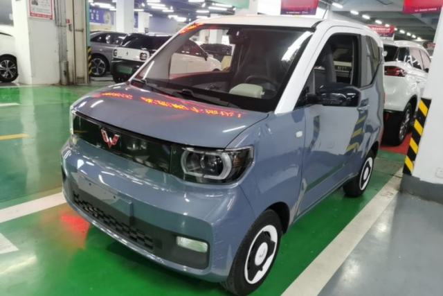 Wuling Hongguang MINIEV 2021 Macaron Premium Model – Lithium Iron Phosphate usado