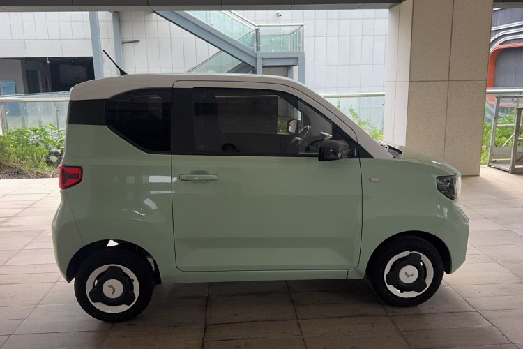 Used Wuling Hongguang MINIEV 2021 Macaron Premium Model – Lithium Iron Phosphate Exterior 2