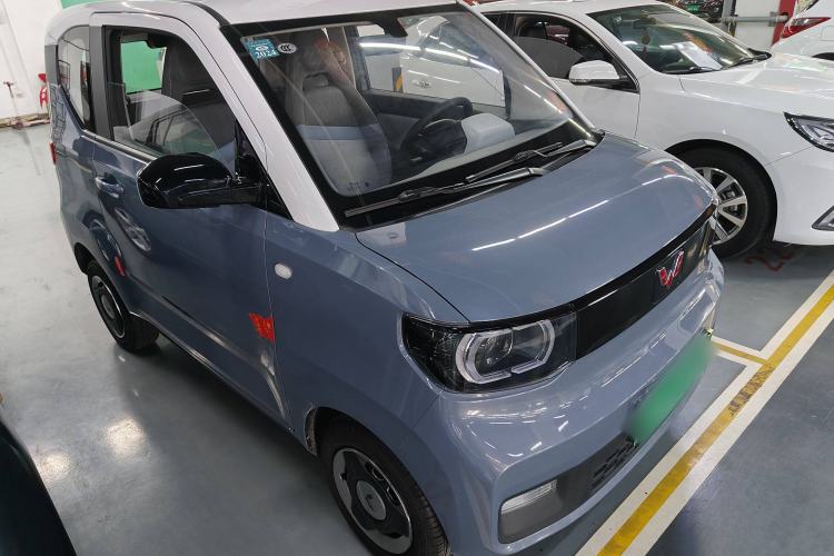Used Wuling Hongguang MINIEV 2021 Macaron Fashion Model Lithium Iron Phosphate Exterior 3