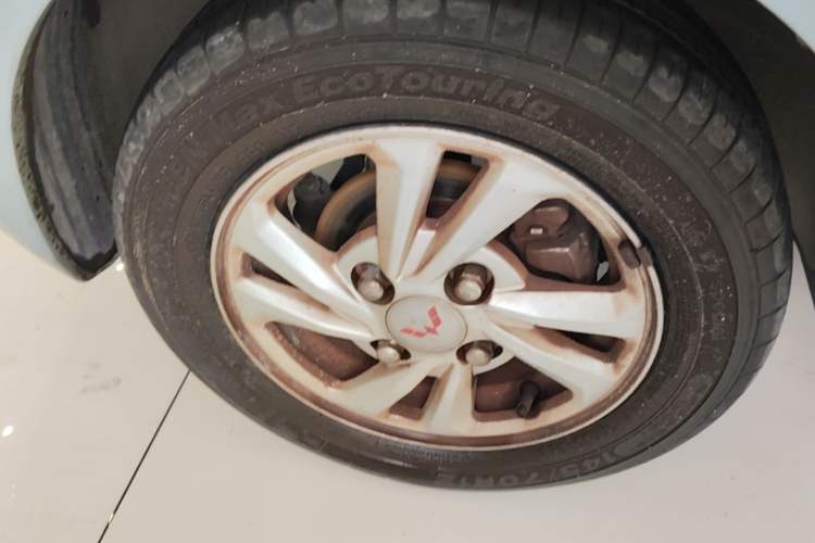 Used Wuling Hongguang MINIEV 2021 Macaron Fashion Model Lithium Iron Phosphate Exterior 4