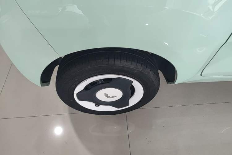 Used Wuling Hongguang MINIEV 2021 Macaron Premium Model – Lithium Iron Phosphate Exterior 5