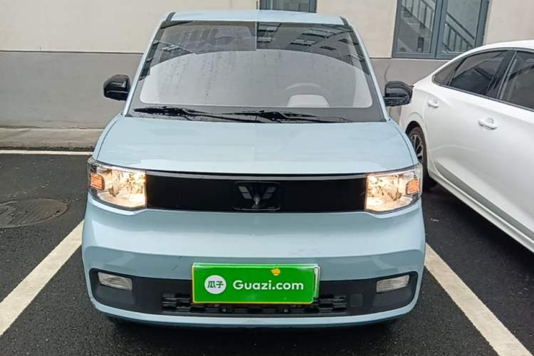 Used Wuling Hongguang MINIEV 2021 Macaron Sandwich Model 120 km Lithium Iron Phosphate Front