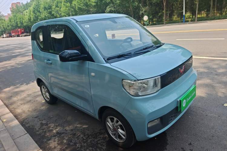 Used Wuling Hongguang MINIEV 2021 Macaron Fashion Model Lithium Iron Phosphate Front Right 45 Deg