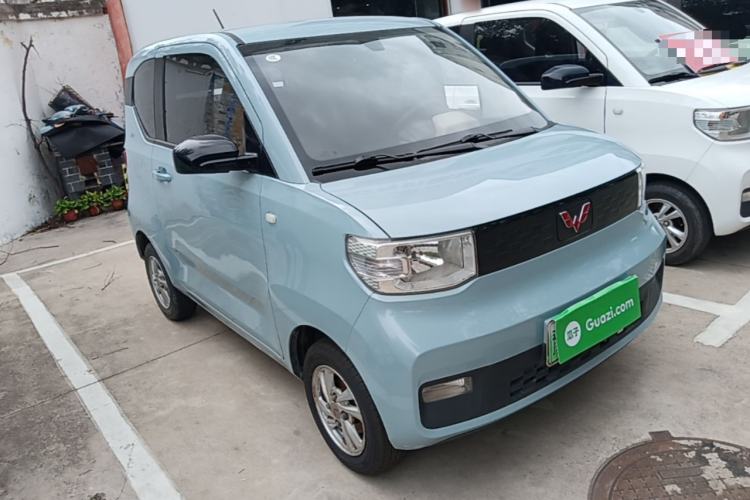 Used Wuling Hongguang MINIEV 2021 Macaron Fashion Model Lithium Iron Phosphate Front Right 45 Deg