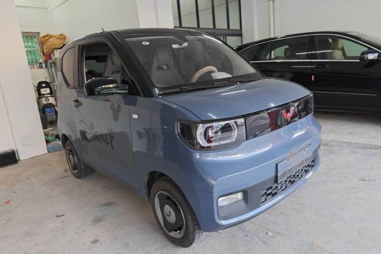 Used Wuling Hongguang MINIEV 2021 Macaron Fashion Model Lithium Iron Phosphate Front Right 45 Deg