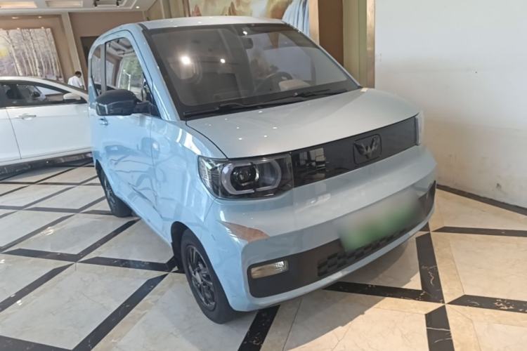 Used Wuling Hongguang MINIEV 2021 Macaron Fashion Edition Lithium-Ion Battery Front Right 45 Deg