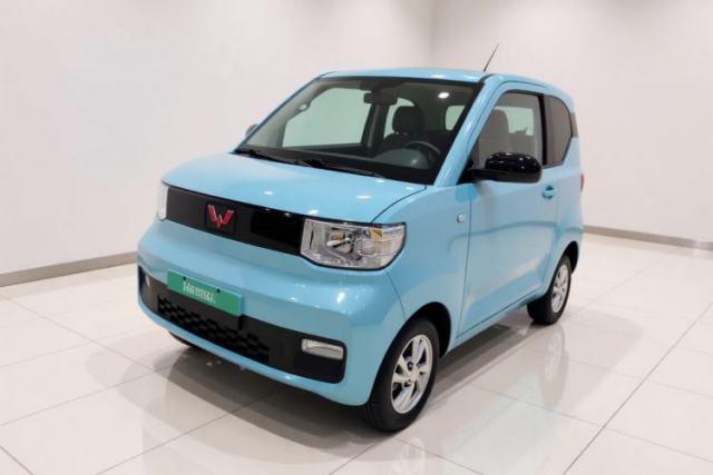Ojetý Wuling Hongguang MINIEV 2021 Macaron Fashion Model Lithium Iron Phosphate