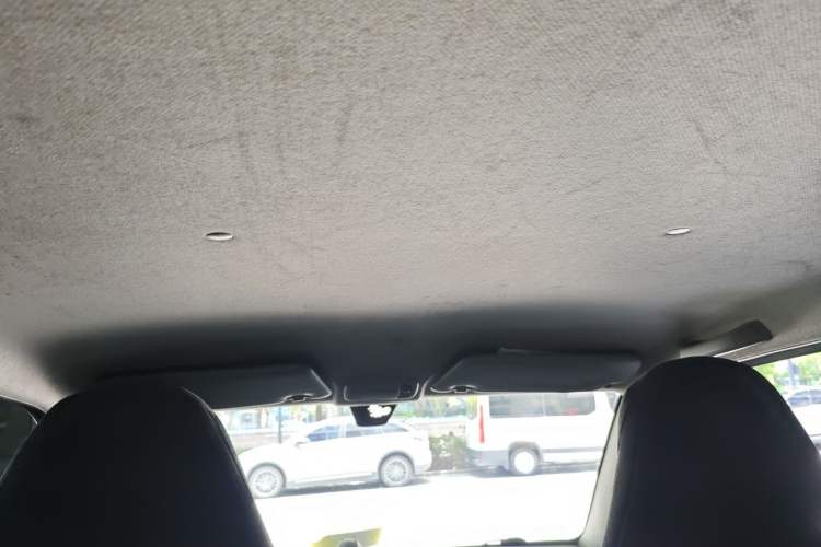 Used Wuling Hongguang MINIEV 2021 Macaron Premium Model – Lithium Iron Phosphate Headliner