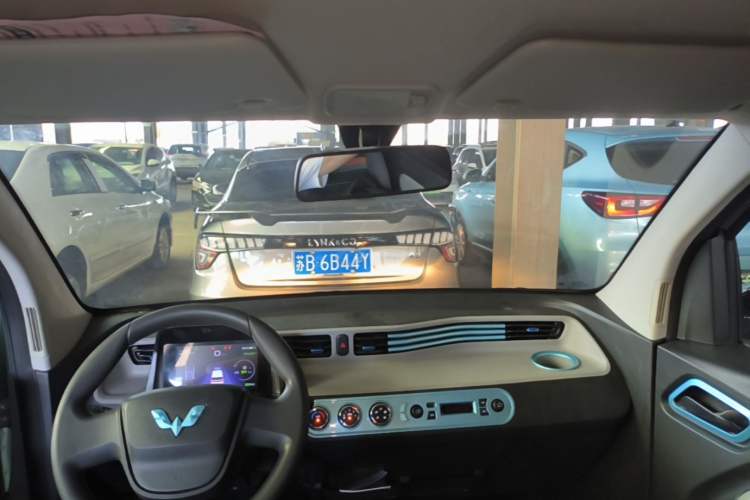 Used Wuling Hongguang MINIEV 2021 Macaron Premium Model – Lithium Iron Phosphate Headliner
