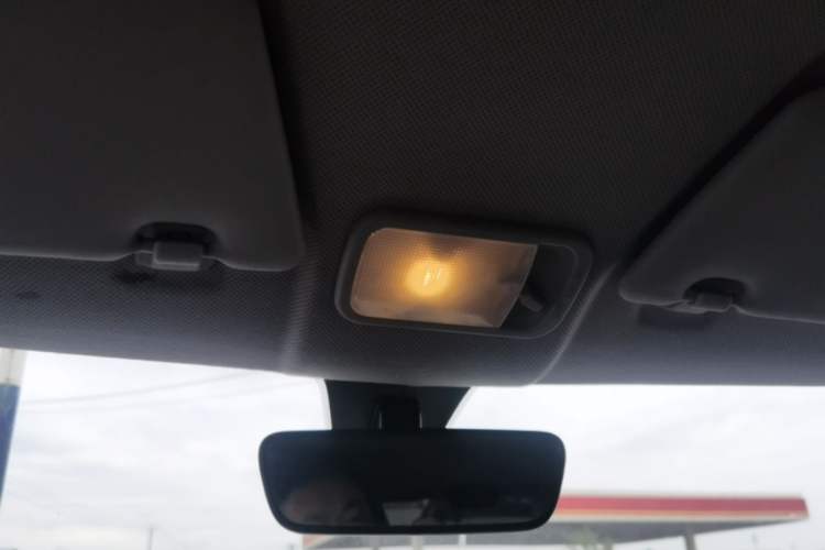 Used Wuling Hongguang MINIEV 2021 Macaron Fashion Model Lithium Iron Phosphate Headliner
