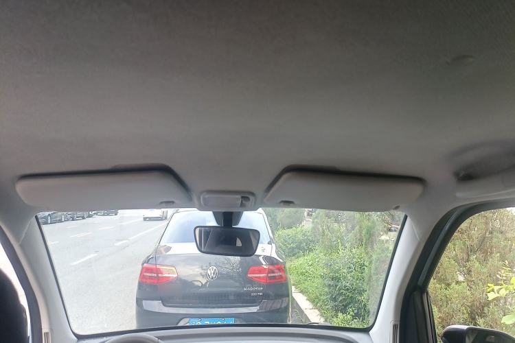 Used Wuling Hongguang MINIEV 2021 Macaron Premium Model – Lithium Iron Phosphate Headliner