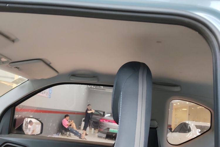 Used Wuling Hongguang MINIEV 2021 Macaron Fashion Model Lithium Iron Phosphate Headliner