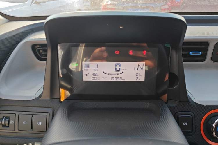 Used Wuling Hongguang MINIEV 2021 Macaron Fashion Model Lithium Iron Phosphate Instrument Cluster