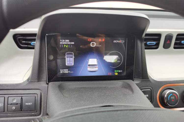 Used Wuling Hongguang MINIEV 2021 Macaron Fashion Edition Lithium-Ion Battery Instrument Cluster
