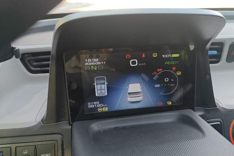 Used Wuling Hongguang MINIEV 2021 Macaron Fashion Model Lithium Iron Phosphate Instrument Cluster