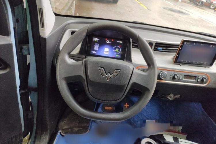 Used Wuling Hongguang MINIEV 2021 Macaron Premium Model – Lithium Iron Phosphate Interior 3