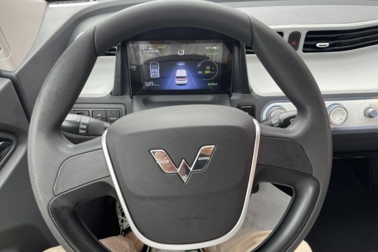 Used Wuling Hongguang MINIEV 2021 Macaron Premium Model – Lithium Iron Phosphate Interior 4